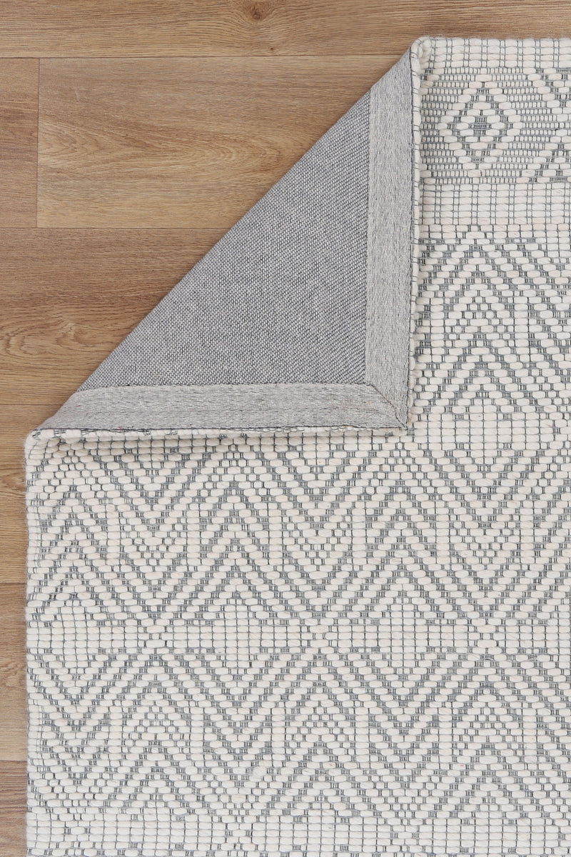 Wamberal Chevron Light Grey Wool Rug