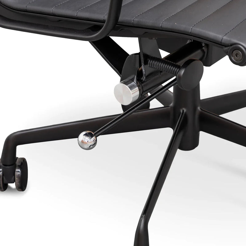 Calibre COC2970-YS - Executive Leather Office Chair - Full Black