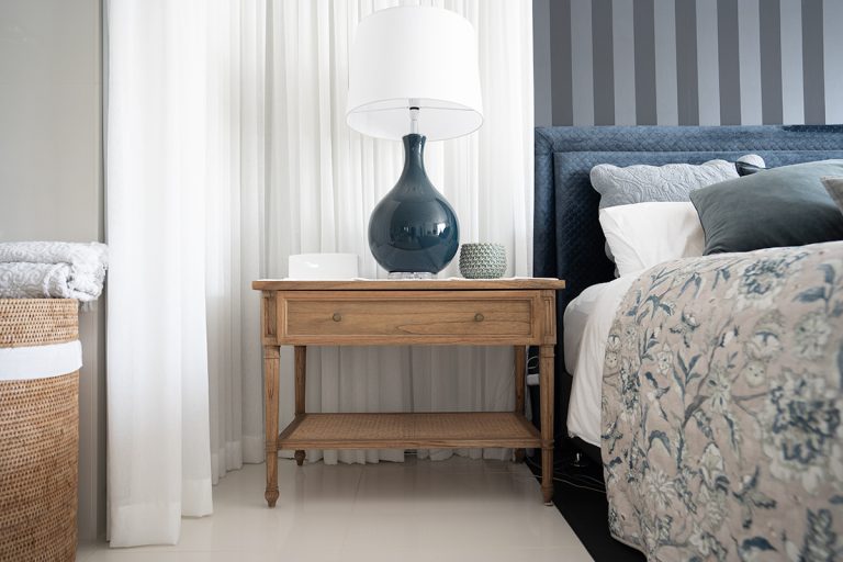 Hampton Cane Nightstand / Bedside – Weathered Oak – 91cm
