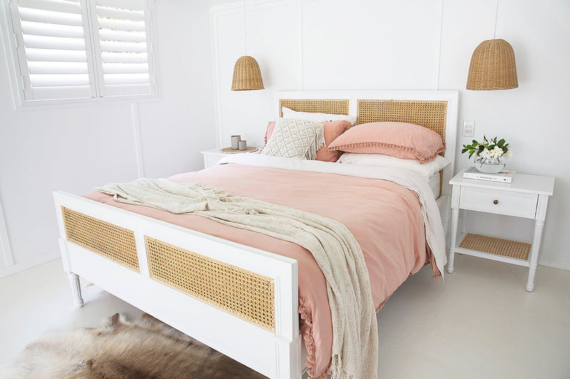 Hampton Cane Bed – Double – White