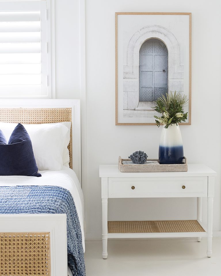 Hampton Cane Bed – Queen Size – White