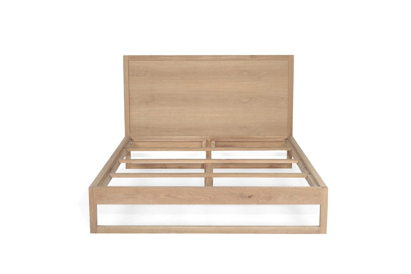 Clover American Oak Bed - King