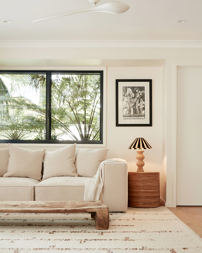 Cosmos Sofa_Zure_Living