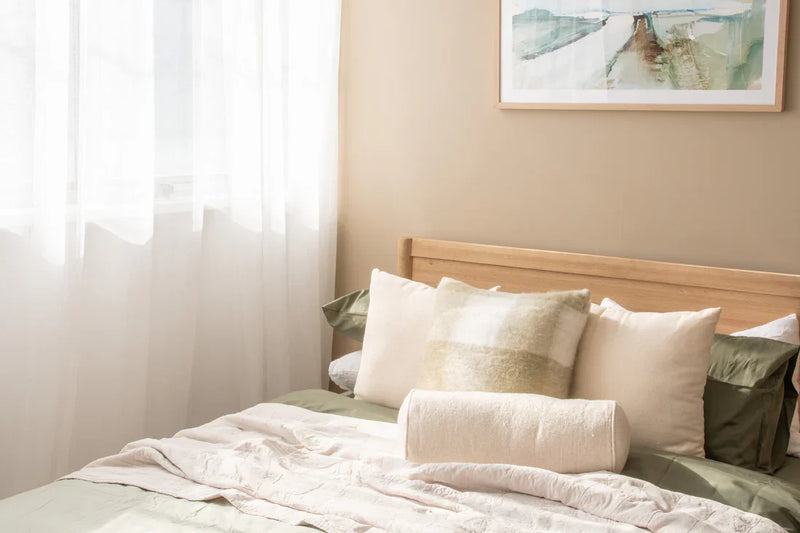 Vintage Queen Bed 213 cm - White Oak