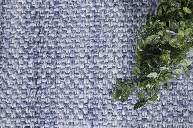 Zayna Chignon Blue Wool Blend Rug