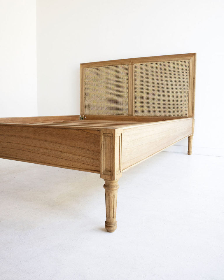 Hampton Cane Bed – King Size – Low End – Weathered Oak