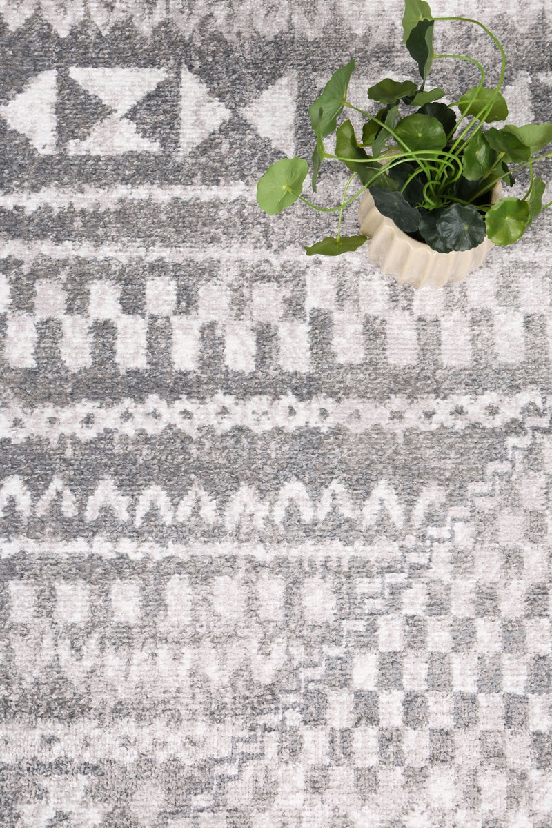 Windjana Tribal Grey Rug