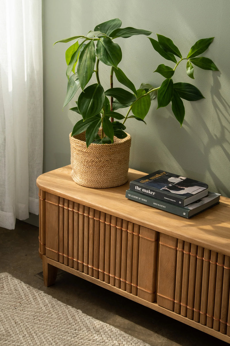 Koppar Media Cabinet With 3 Doors 160 cm - White Oak