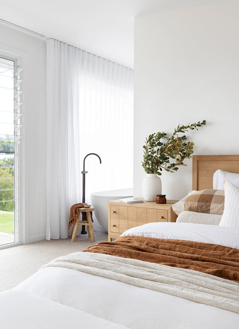Clover American Oak Bed - Super King