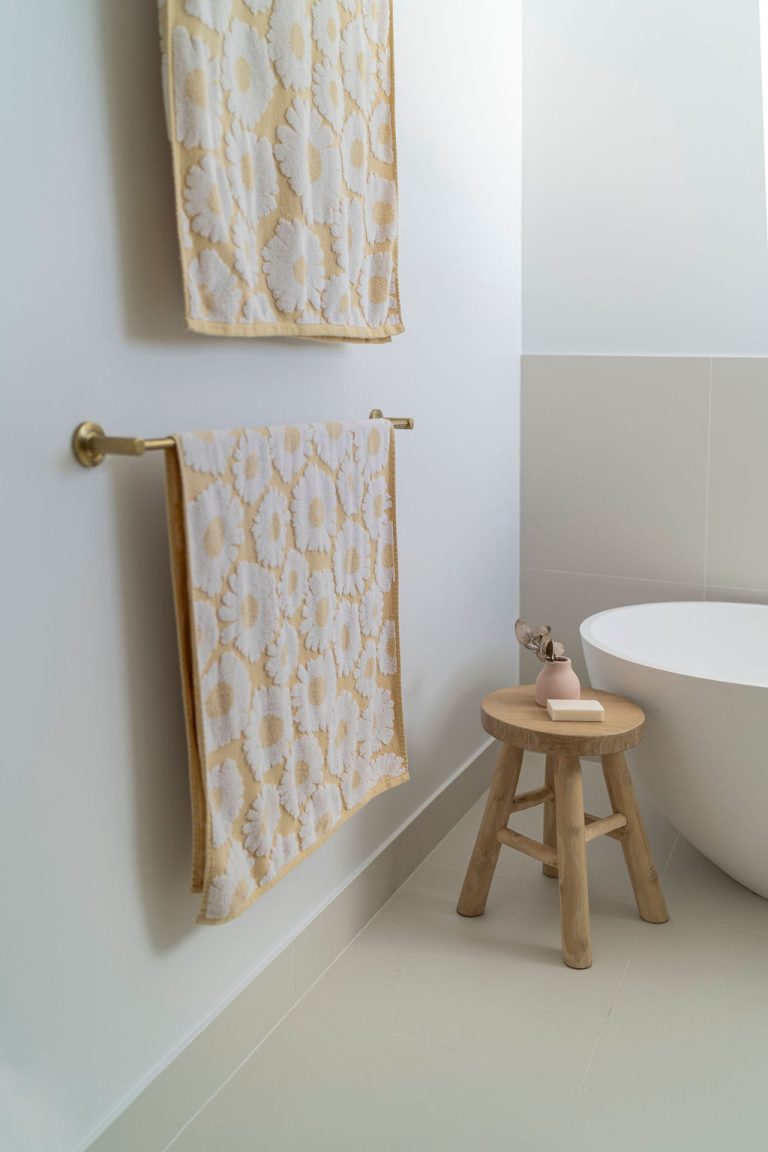 Lucerne Stool
