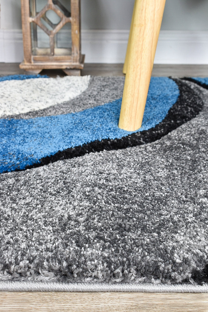 Dahlia 300 Light Grey Blue Runner
