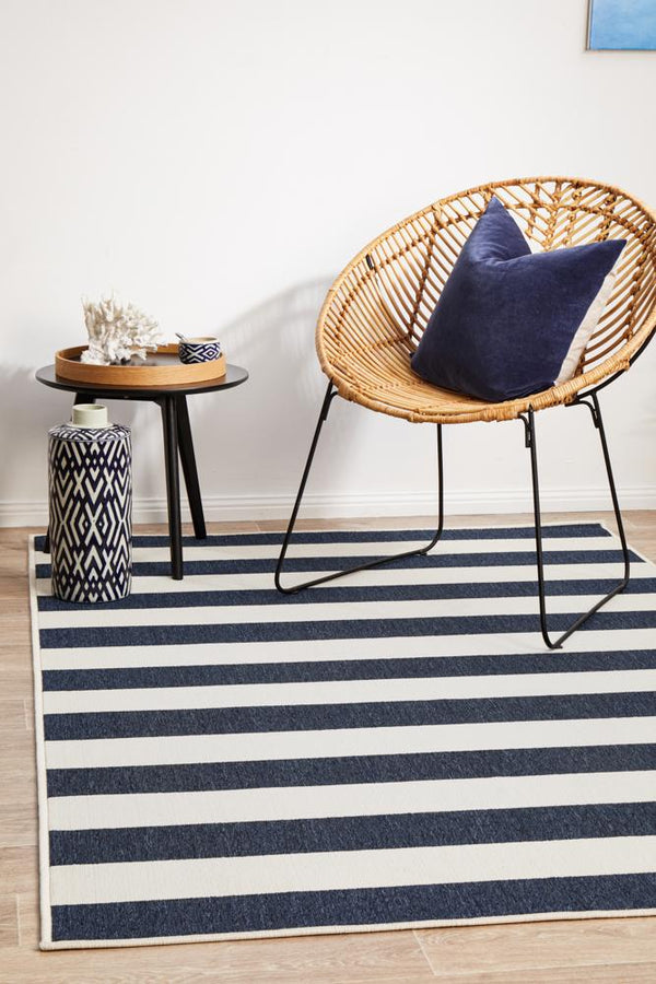 Shore Navy White Outdoor Rug