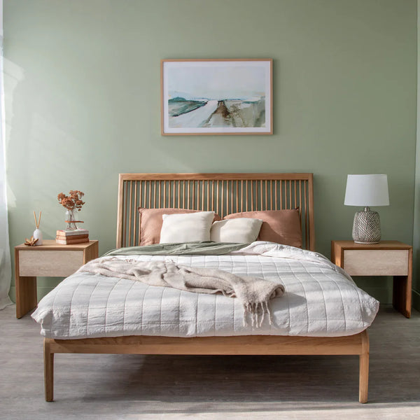 Jodoh Spindle King Bed 231 cm - Teak