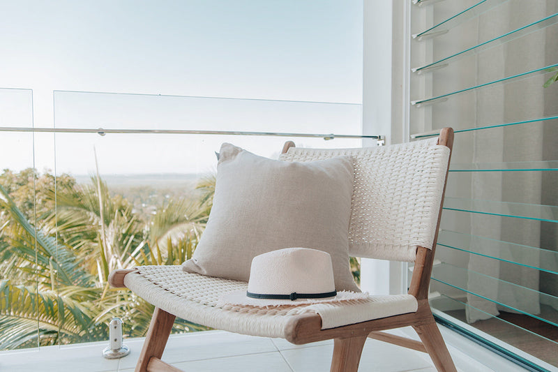Zane Accent Chair – White
